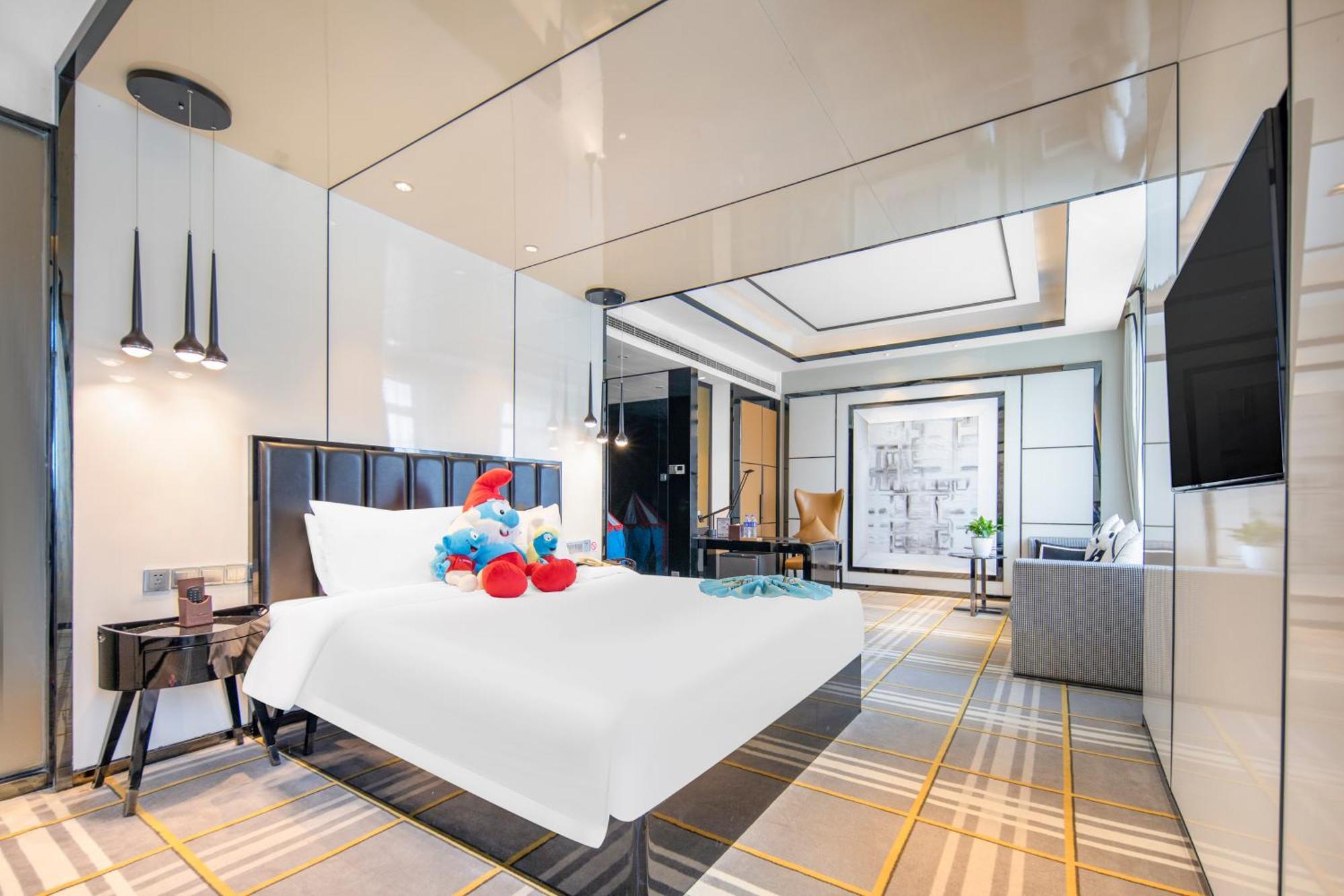 Minimax Hotel Shanghai Сунцзян Экстерьер фото
