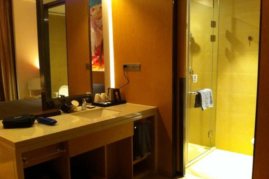 Minimax Hotel Shanghai Сунцзян Экстерьер фото
